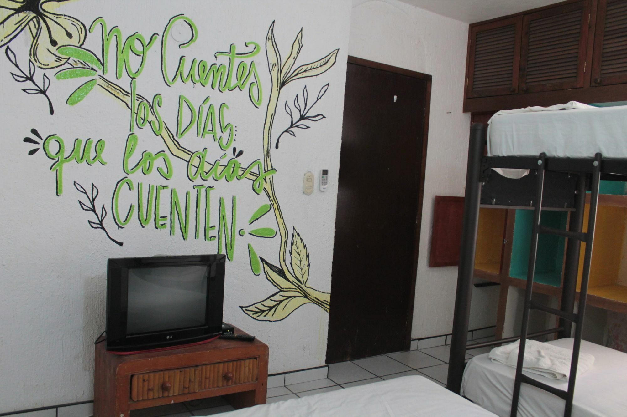 Kukulcan Hostel & Friends Канкун Экстерьер фото
